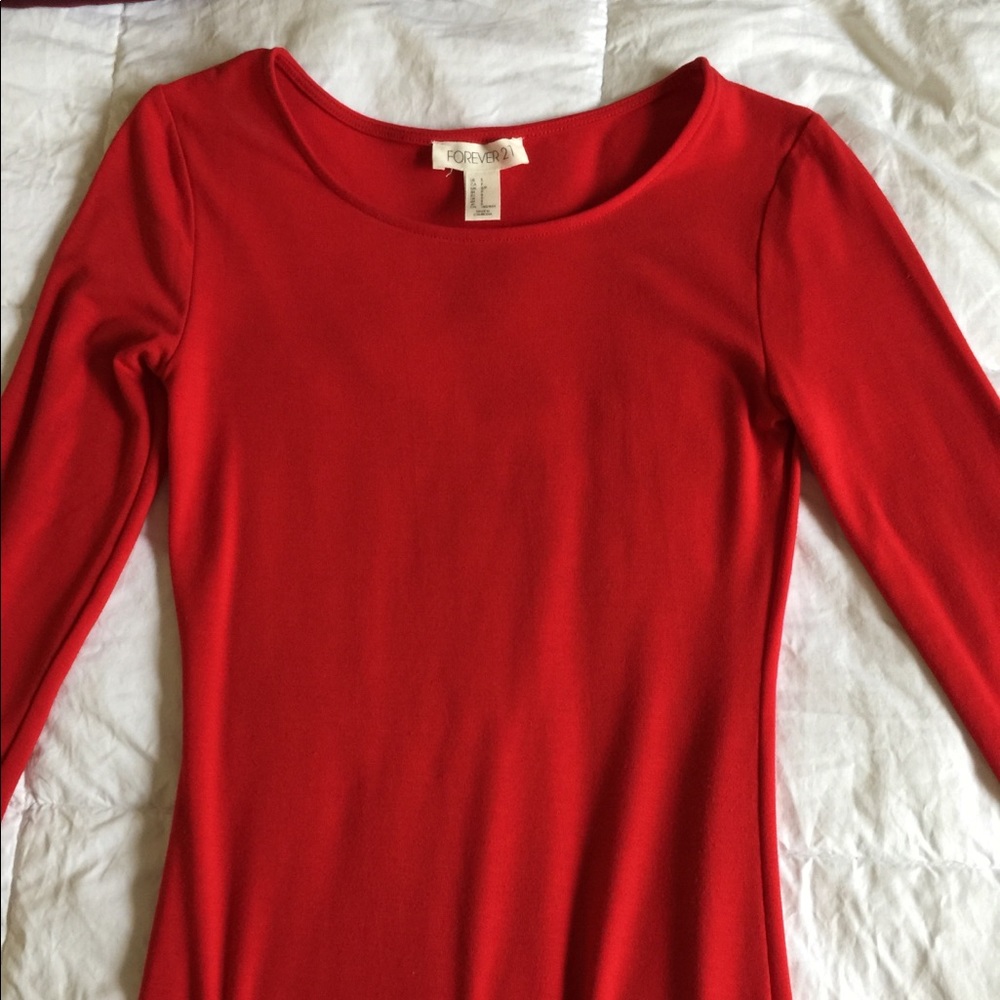 Red bodycon dress